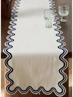 NWT Anthropologie Madeline White and Navy Embroidered Table Runner
